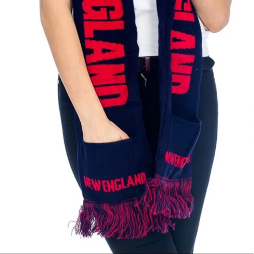 Great Gift! Unisex New England Football Team Warm Hand Pockets Scarf